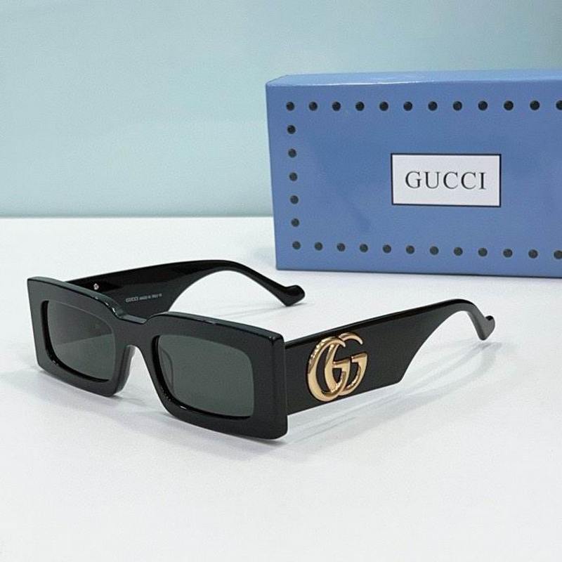 Gucci Sunglasses 825